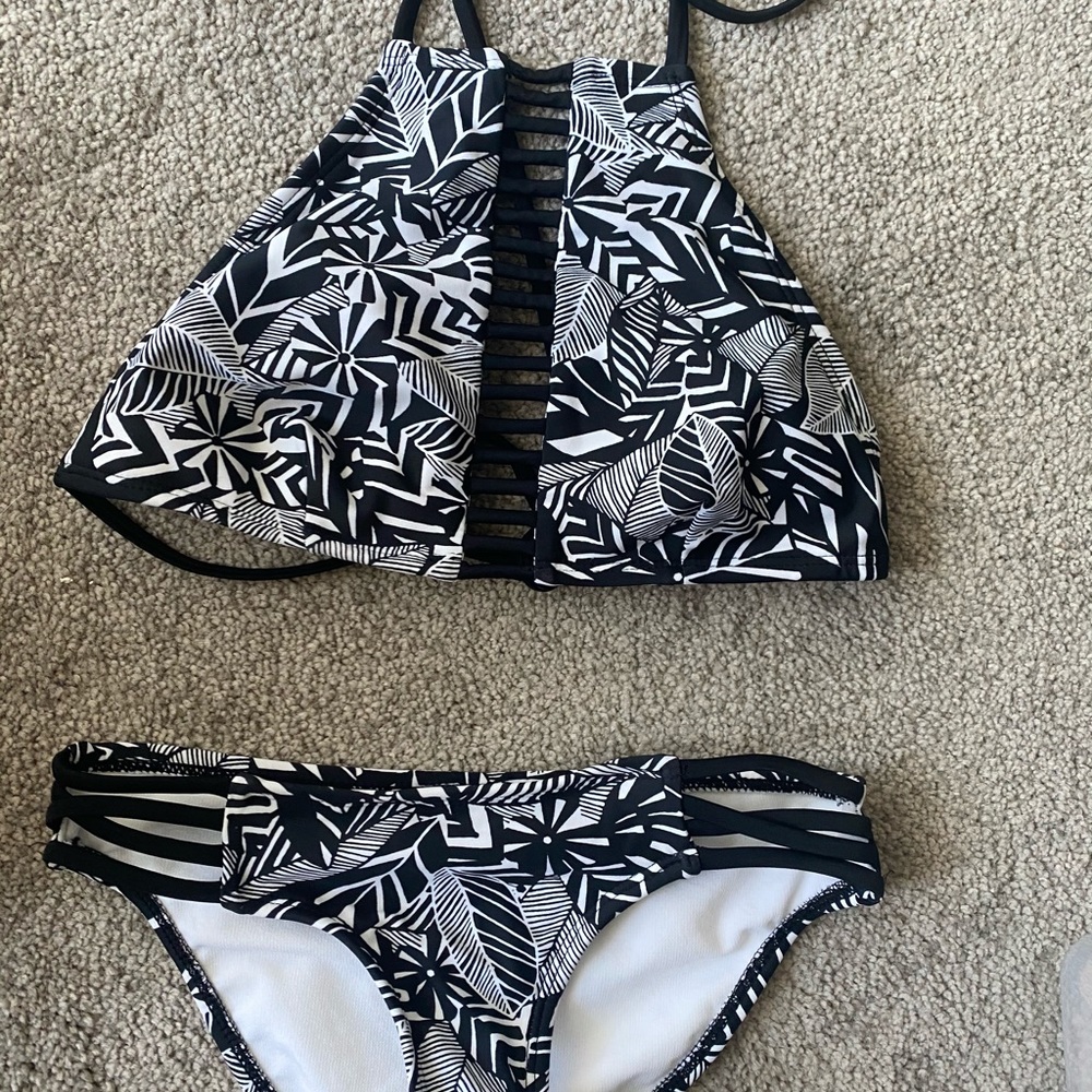 Small Bikini
